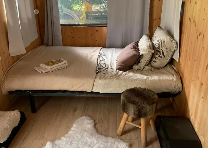 D'hôtes Sous Les Grands Chênes Scandinave Couette-café